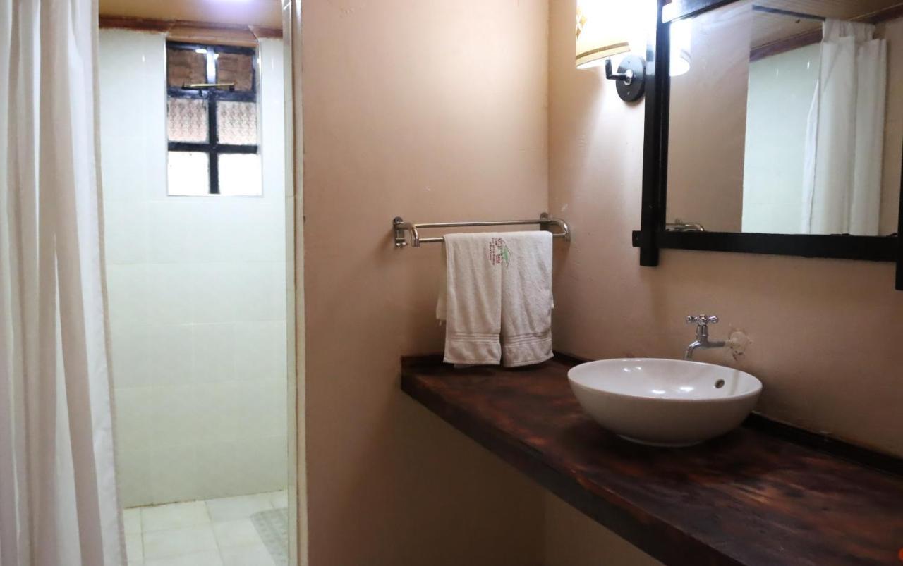 Maili Saba Camp Villa Nakuru Eksteriør bilde